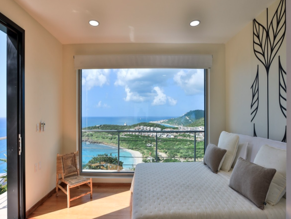 Luxury Oceanfront Villa in Indigo Bay, St. Maarten - Your Dream Getaway
